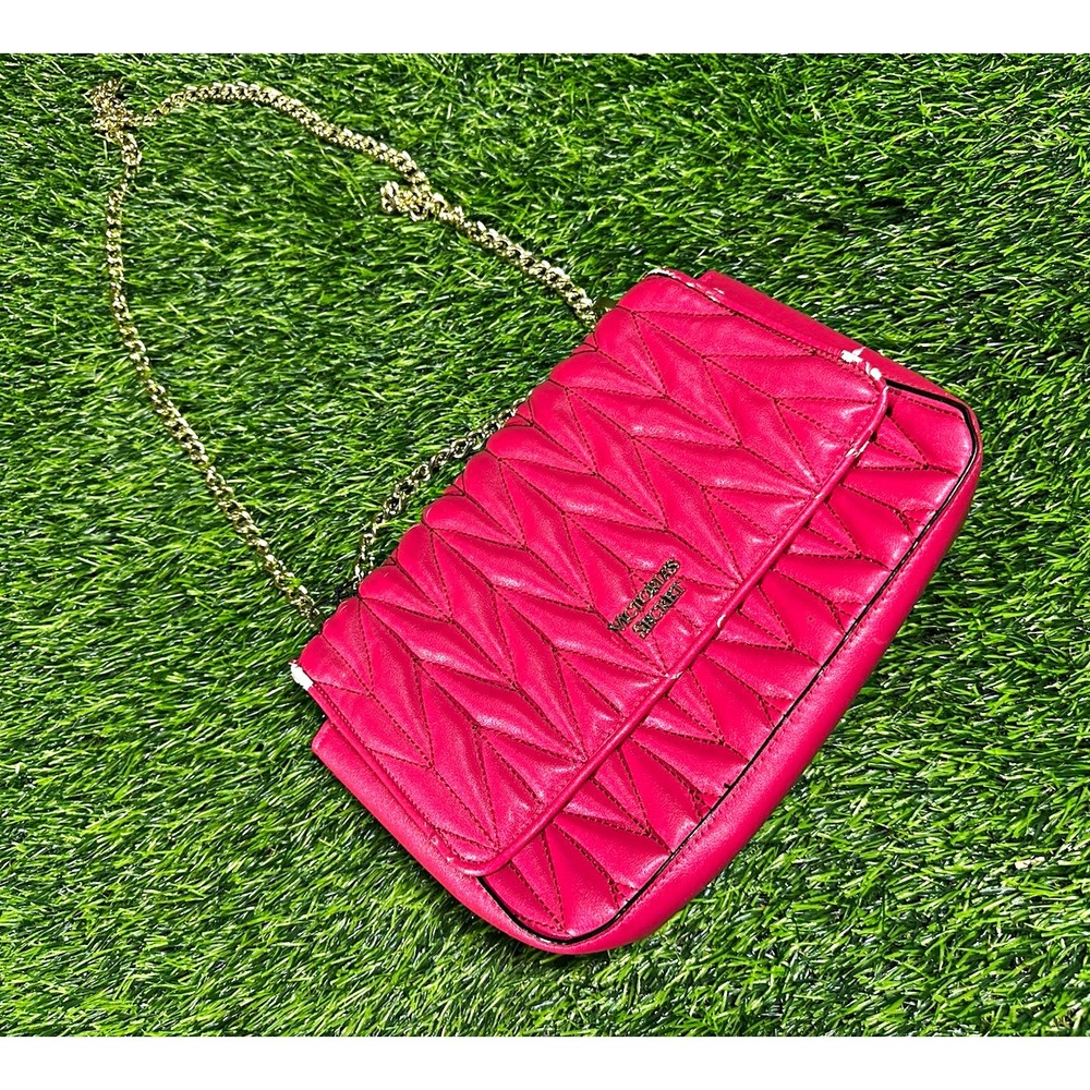 Victoria's Secret Pink Quilted Small Crossbody Magnetic Detachable Strap Gold